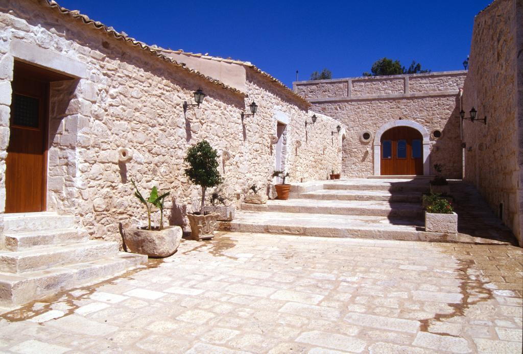 Agriturismo Al Casale Donnafugata Zewnętrze zdjęcie